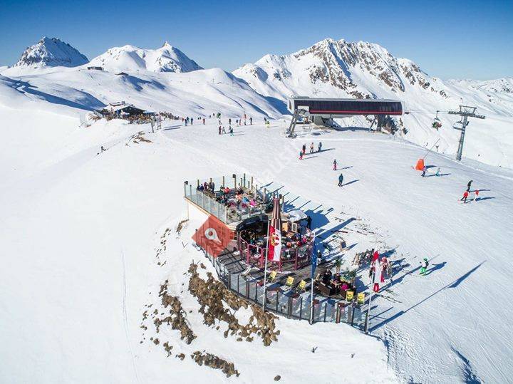 Almbar am Hartkaser, Skigebiet Kitzbühel