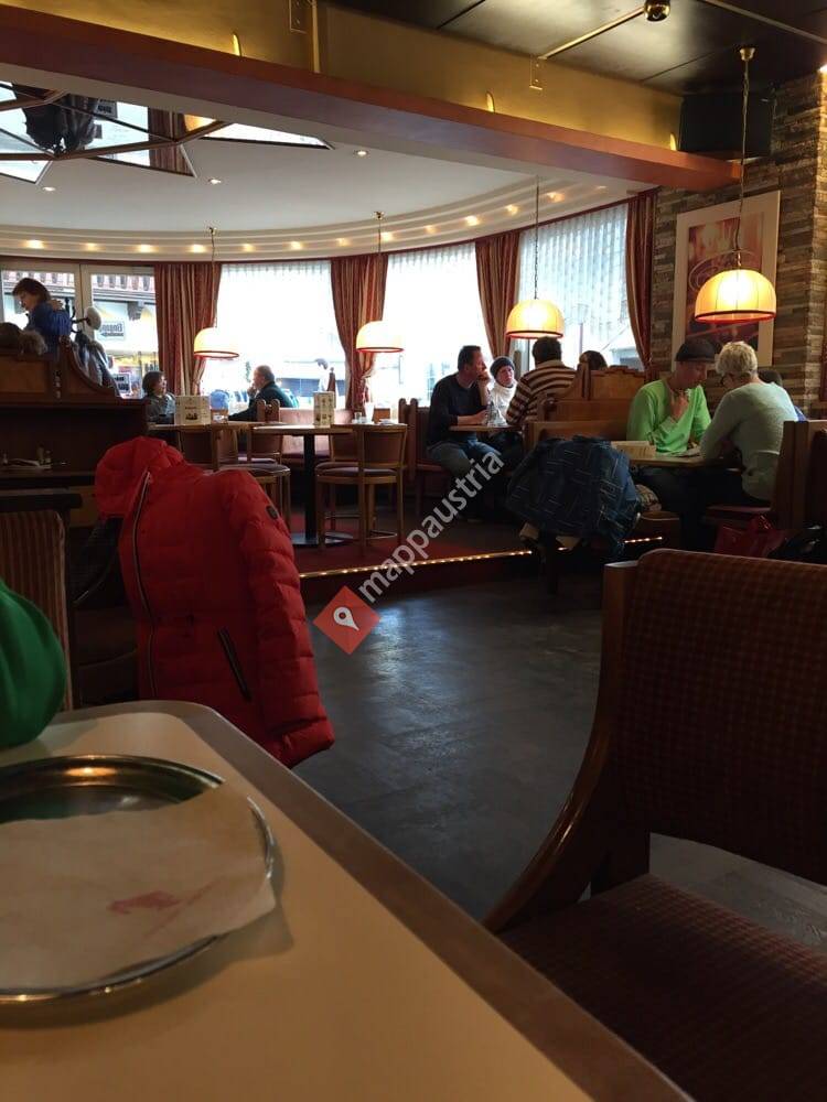 Cafe, Rainer Winfried u. Karl Rainer