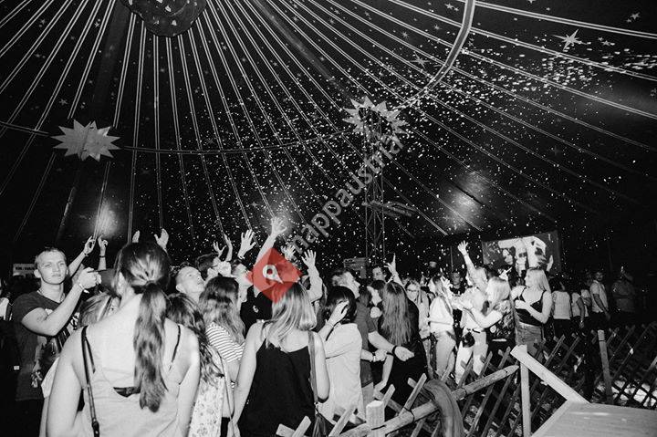 CIRCUS HALLI GALLI Party