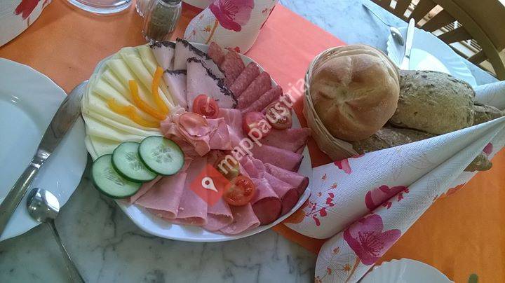 Conny's - Cafe