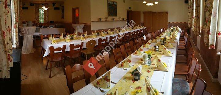 Feiern beim Kurvenwirt