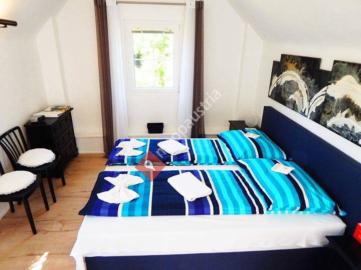 Ferienhaus BLACK & WHITE
