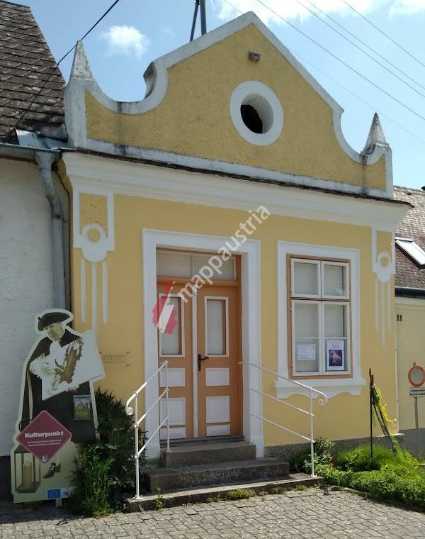 GUCKKASTENMUSEUM HARDEGG