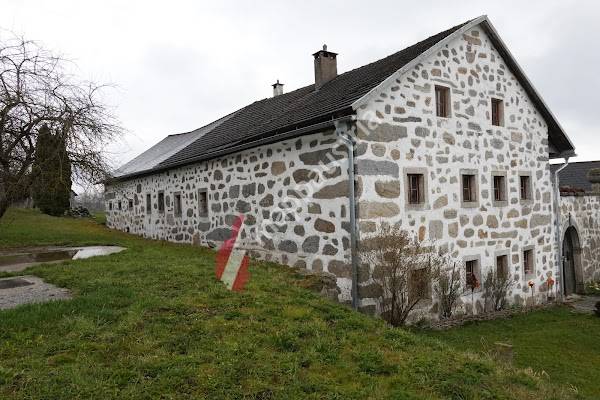 Hoisn-Hof