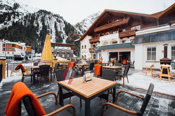 Hotel Mittagskogel Pitztal