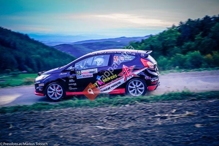 Luca Pröglhöf RACING