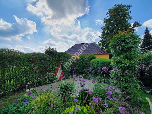Natürlich Friedl Baum und Garten