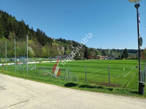 Sportplatz Himmelberg