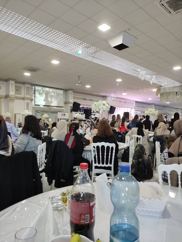 Tanriverdi Dügün Sarayi