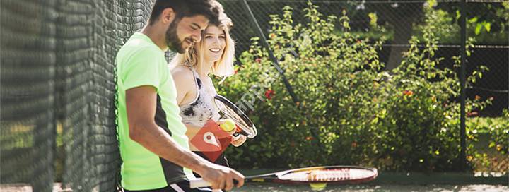 Tennisbespannung.at