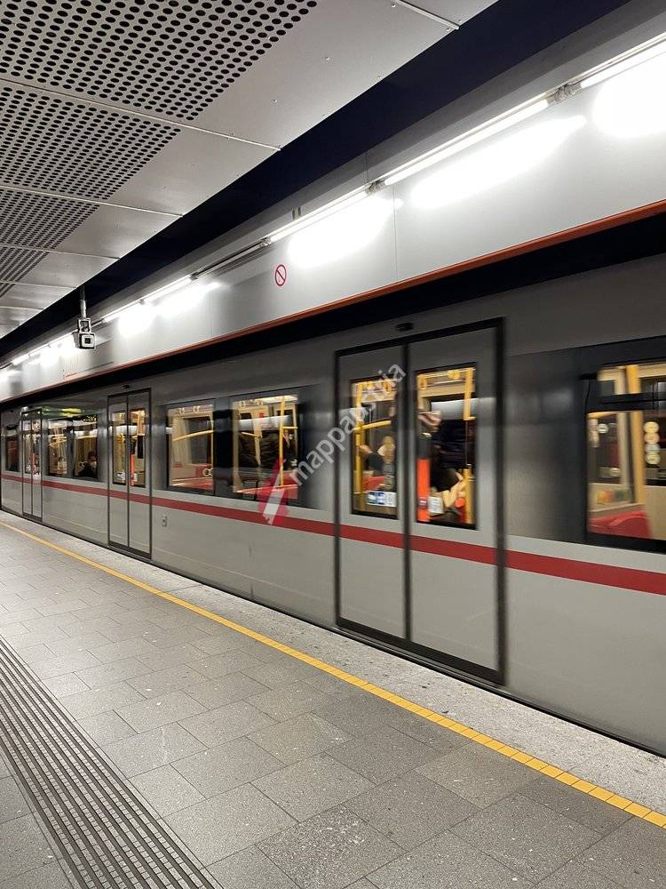 U-Bahnhof Zippererstraße