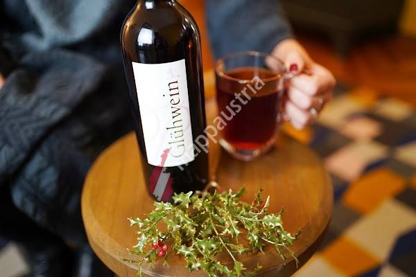 URBANIHOF - Bio Weingut Wagram