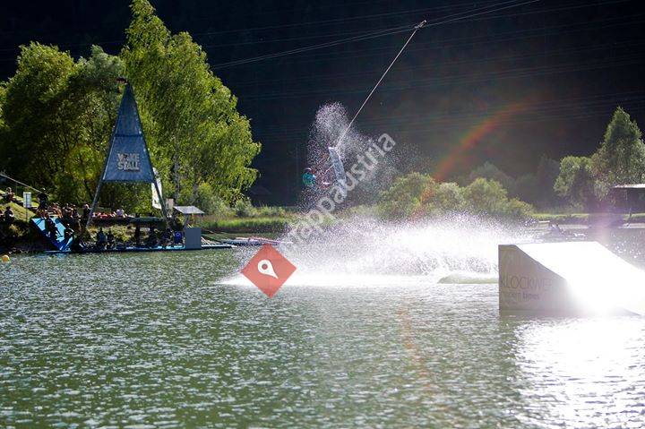 WAKE Stall
